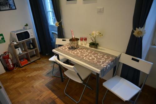 Charme de Rome Vatican Apartment, Rom (Foto 9)