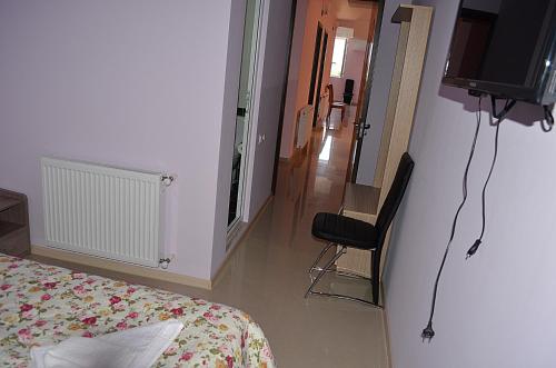 1 twin bed