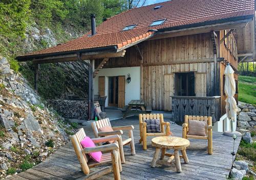 陽台/露台, Chalet authentique avec magnifique vue in 克雷敘