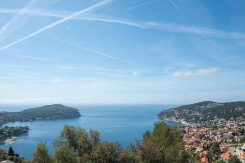 Appartement spacieux - Vue mer panoramique - Location saisonnière - Villefranche-sur-Mer