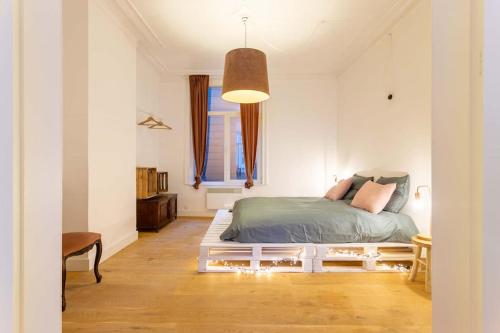 Pink Fairytale-like apartment