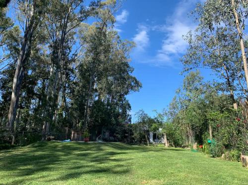 Casa con piscina y parque cercado