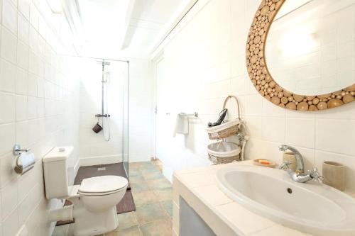 ห้องน้ำ, Villa élégante à Saint-François + Piscine privée ouverte toute l’année (Villa elegante a Saint-Francois + Piscine privee ouverte toute l’annee) in ดูบดู