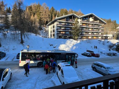 Cosy studio for 4 near ski lift, CRETES B24 in Veksa