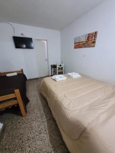 Hotel Belgrano in วิลลา คาร์ลอซ พาซ