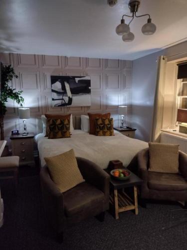 The Crown Inn - By Whitney Inns - Accommodation - Keynsham