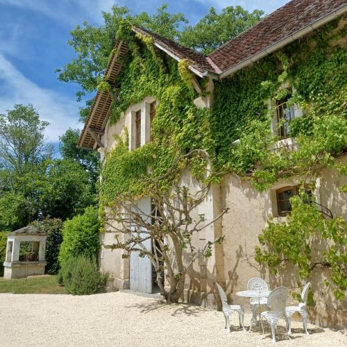 Viesnīcas āriene, 3 bedroom apartment in the grounds of a Chateau in Verteillac