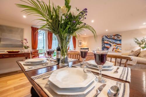 Iekārtas, Dedham Vale Cottage with Swimming Pool mid May to mid Sep - Yew Tree Barn in Layham