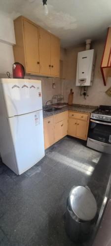 Departamento céntrico y silencioso con patio privado