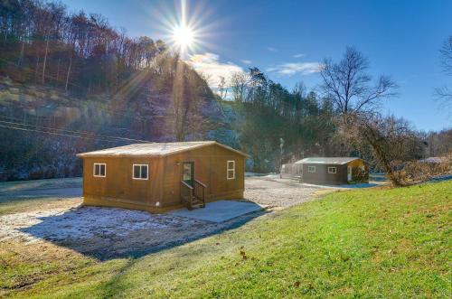 Peaceful Beattyville Cabin Near Red River Gorge! in Beattyville, USA