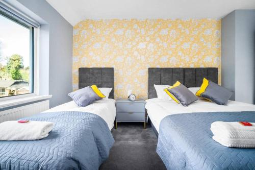 The Home on The Hill The Home on The Hill