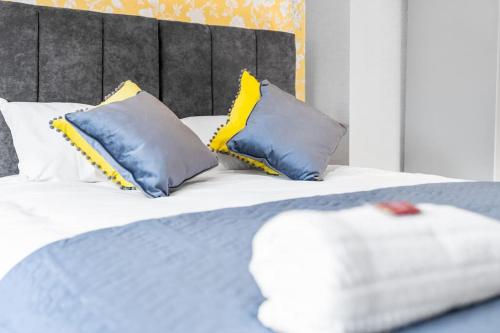 The Home on The Hill The Home on The Hill