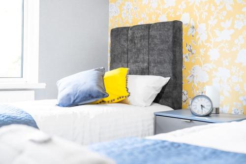 The Home on The Hill The Home on The Hill