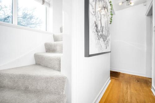 The Home on The Hill The Home on The Hill