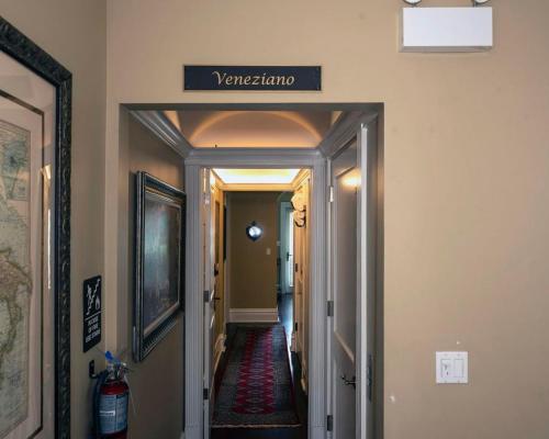 Suite with Terrace room in Villa D' Citta