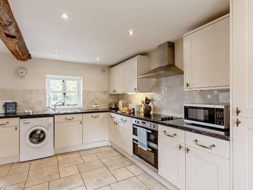 3 Bed in Church Stretton 76621