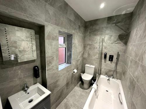 Gainsborough Lodge - image 7