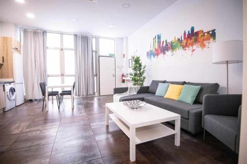 APARTAMENTO ANTONIO LOPEZ - A - Tap to explore photos