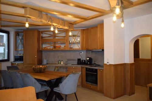 Супер луксозен апартамент в Winslow, Bansko (Foto 3)