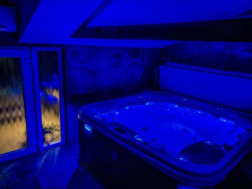 อ่างแช่น้ำร้อน, Dióliget Cottage Sárvár (Dioliget Cottage Sarvar) in โซพรอน