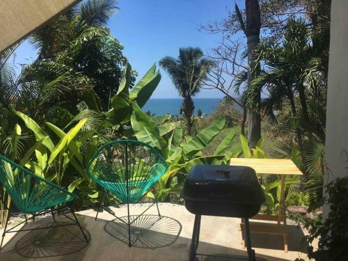 Casa Guadalupe, Oceanview Tranquility, Heated Pool in Aticama, Mexico