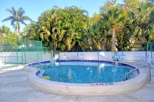 Pelican Cove 15 in Bradenton Beach, USA