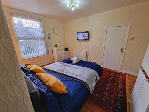 Spacious two bedroom house, parking and WiFi, Leeds (Foto 10)