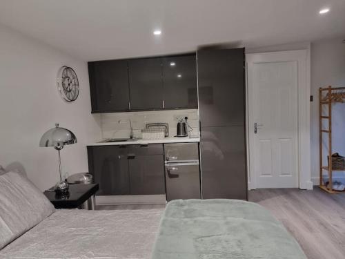 Breda Lodge Cosy Studio Space in Sydenham