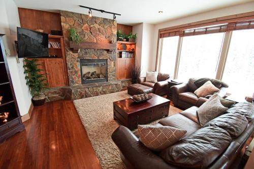 Luxury South Point Chalet w/Hot Tub