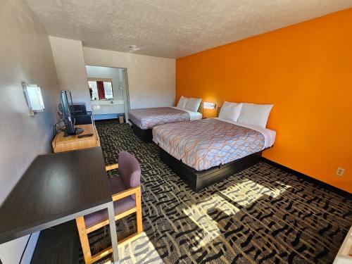 TRAVEL INN - image 14