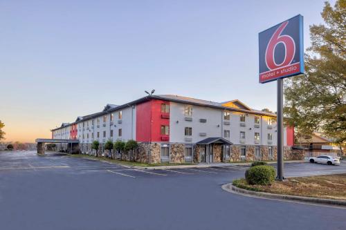 Little Rock Inn and Suites Little Rock