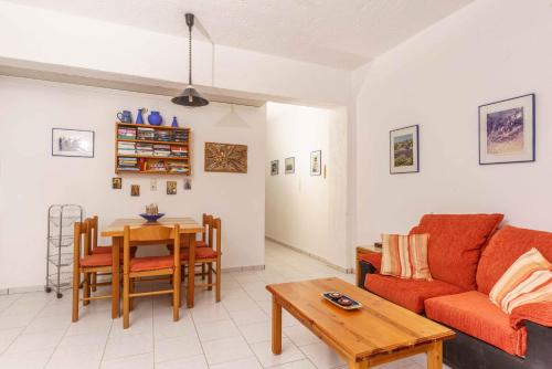Alexander Beach Hotel - image 4