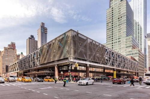 Ask 3 ways on to Save, Sleeps 5, Close to NYC