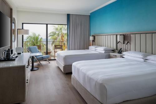 2 double beds