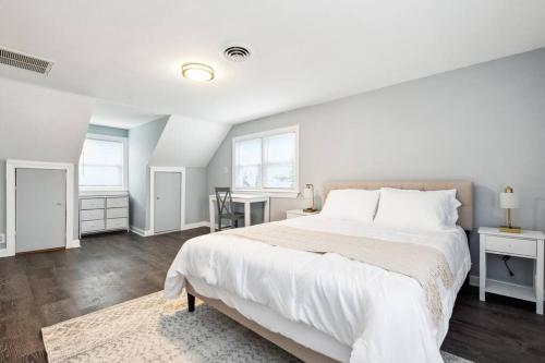. Charming Cottage in Central Location*Near BWI*