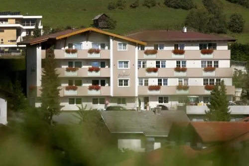 Apart-Pension Bergland in Ladis, Österreich