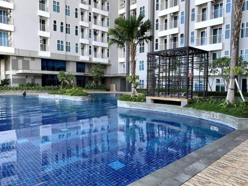 Swimming pool, Made Amor Pakuwon City in Sukulilo