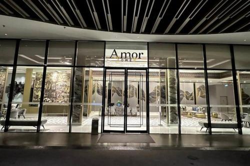 Made Amor Pakuwon City in Sukulilo