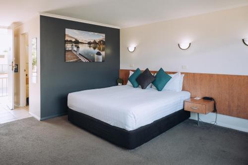 Best Western Chaffey Motor Inn in ميلدورا