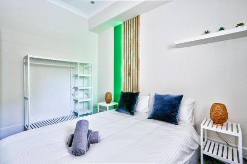 Gorgeous 2 Bedroom House Ultimo 2 E-Bikes Included - image 7
