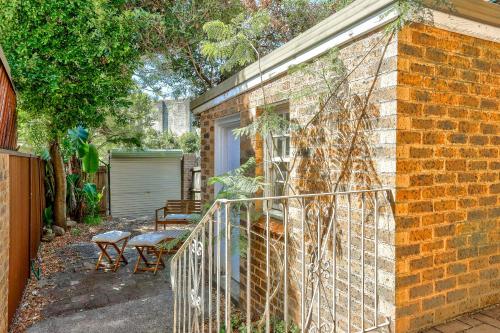 Elegant House Chippendale - City Center 2 E-Bikes Included - image 9
