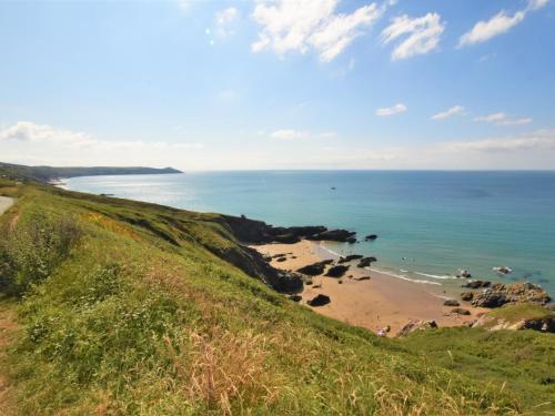 設施, 1 Bed in Whitsand Bay 37261 in 聖約翰