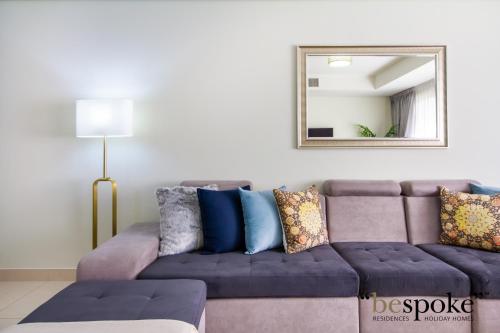 Bespoke Holiday Homes - Palm Jumeirah -2 Bedroom Sea View with Beach Access Balqis - image 7
