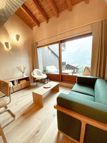 Chalet Mélèze skis aux pieds Alpes, Sainte-Foy station 1550 gîte à louer Chenal