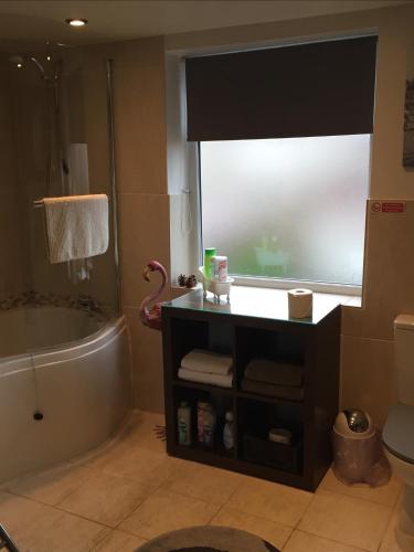 2 bedrooms, 2 beds