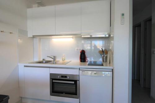 MARCOGVOILE - Golfe de Saint-Tropez - Agréable T2 cabine avec vue sur la marina MARCOGVOILE - Golfe de Saint-Tropez - Agréable T2 cabine avec vue sur la marina