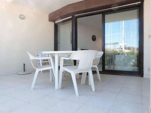 MARCOGVOILE - Golfe de Saint-Tropez - Agréable T2 cabine avec vue sur la marina MARCOGVOILE - Golfe de Saint-Tropez - Agréable T2 cabine avec vue sur la marina