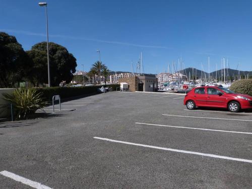 MARCOGVOILE - Golfe de Saint-Tropez - Agréable T2 cabine avec vue sur la marina MARCOGVOILE - Golfe de Saint-Tropez - Agréable T2 cabine avec vue sur la marina