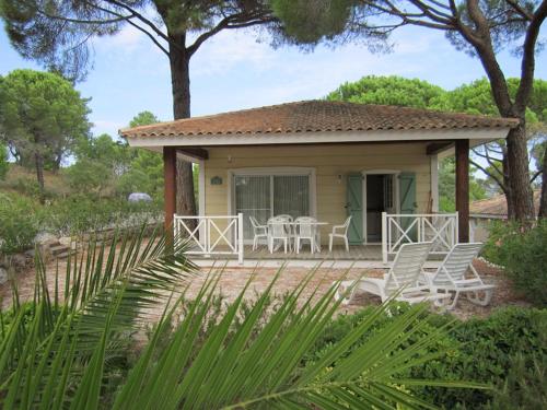 GASMED41 Golfe de Saint-Tropez - Chalet californien 3 chambres pour 8 personnes - Location, gîte - Gassin