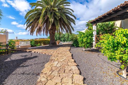 Villa Aurora with Heated Pool